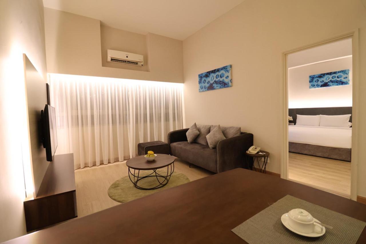 Crown Regency Serviced Suites Kuala Lumpur Exterior photo